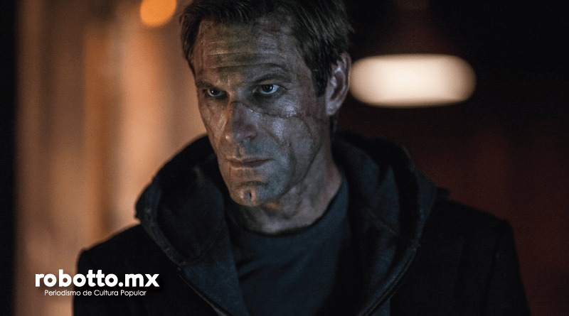 Aaron Eckhart Frankenstein