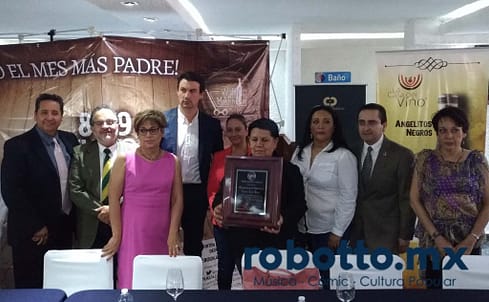 Homenaje 01