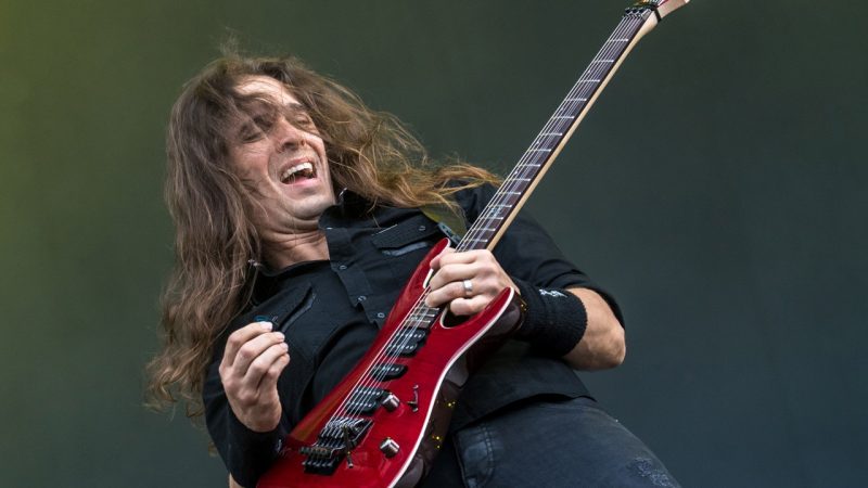 Guthrie Govan y Kiko Loureiro