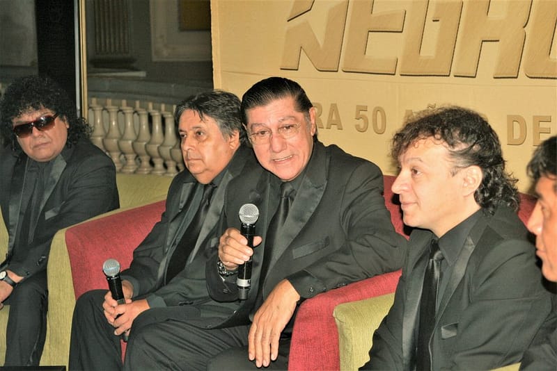 Angeles Negros