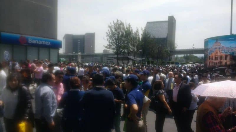 21908595_353429598442413_443324025_o