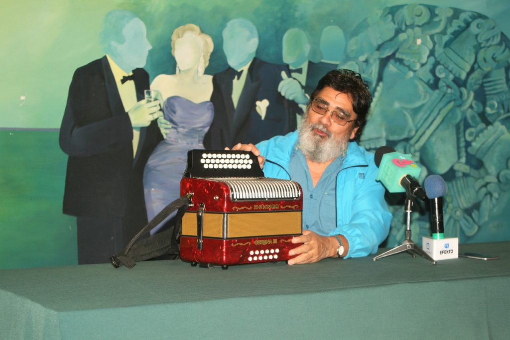 Celso Piña